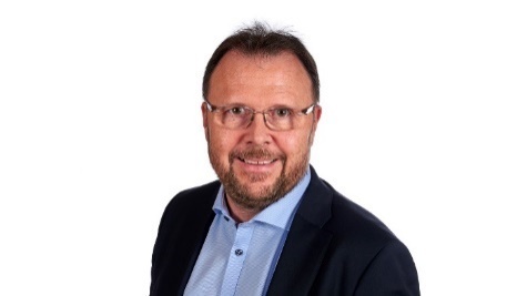 Portrettbilde av Mads Arnfinn Indrehus.