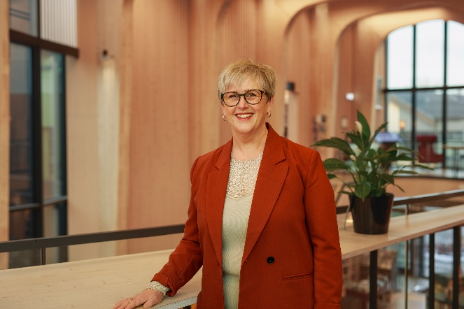 Marianne Nybakk, ansvarlig leder- og medarbeiderutvikling