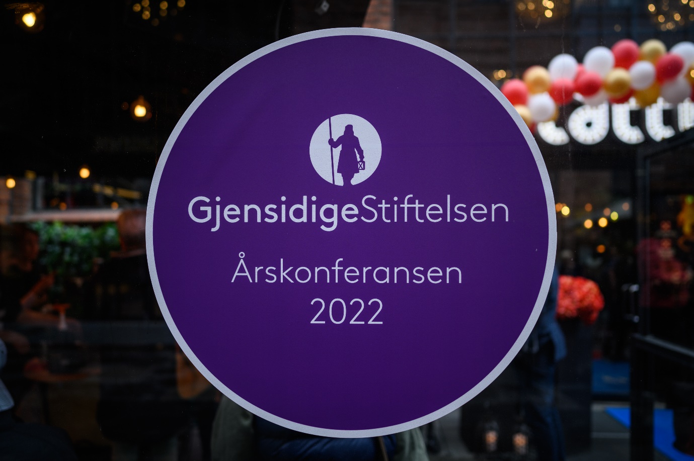 Et bilde som inneholder tekst, skilt

Automatisk generert beskrivelse